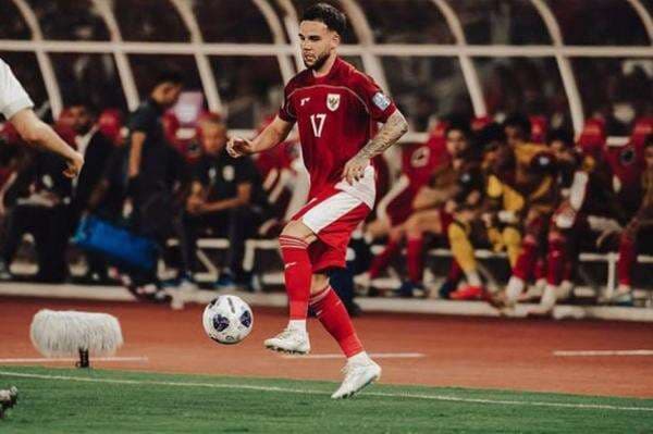 Tahun 2018 Calvin Verdonk Jadi Fans, Tahun 2025 Pemain Gacoan Timnas Indonesia Tahun 2018 Calvin Verdonk Jadi Fans, Tahun 2025 Pemain Gacoan Timnas Indonesia