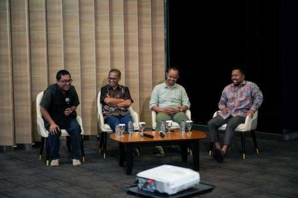 Tantangan Pers Digital: AI hingga Model Bisnis Baru Tantangan Pers Digital: AI hingga Model Bisnis Baru