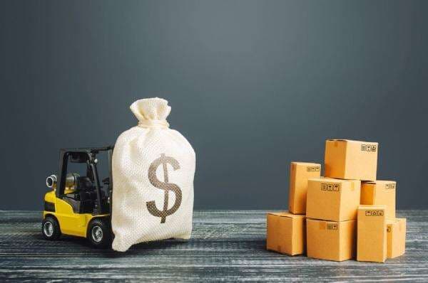 Gubernur BI Pede Ekonomi Indonesia Tetap Strong di Tengah Tarif Impor Trump Gubernur BI Pede Ekonomi Indonesia Tetap Strong di Tengah Tarif Impor Trump