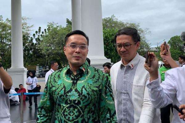 THR Ojek Online Cair, CEO Gojek Dipanggil Prabowo ke Istana THR Ojek Online Cair, CEO Gojek Dipanggil Prabowo ke Istana
