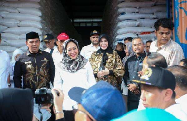 Titiek Soeharto Minta Pembangunan Kawasan Sentra Kelautan dan Perikanan Terpadu Dipercepat Titiek Soeharto Minta Pembangunan Kawasan Sentra Kelautan dan Perikanan Terpadu Dipercepat