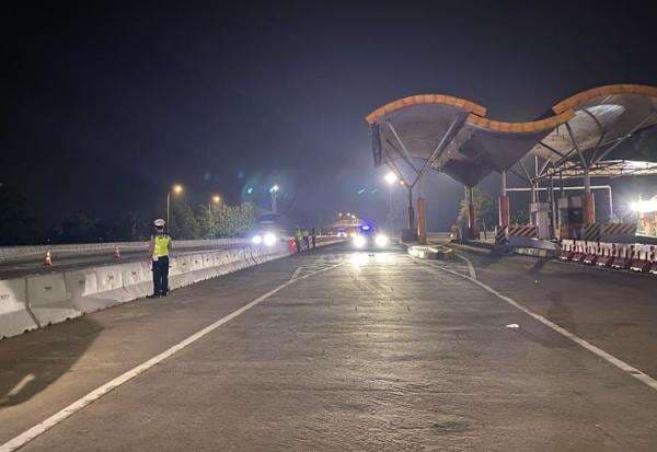 Arus Mudik di Tol Cipali Lancar Malam Ini, Pengendara Diimbau Hati-Hati Arus Mudik di Tol Cipali Lancar Malam Ini, Pengendara Diimbau Hati-Hati
