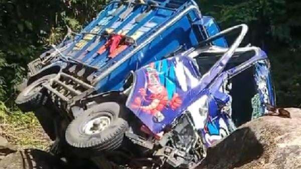 Kronologi Truk Maut Masuk Jurang di Lampung, Hilang Kendali di Jalan Menurun dan Menikung Kronologi Truk Maut Masuk Jurang di Lampung, Hilang Kendali di Jalan Menurun dan Menikung