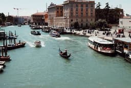 Turis Masuk Venesia Wajib Bayar Rp86 Ribu, Simak Aturan Lengkapnya!