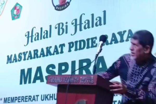 Innalillahi, Politikus Senior PAN Meninggal saat Beri Sambutan Halal Bihalal di Medan Innalillahi, Politikus Senior PAN Meninggal saat Beri Sambutan Halal Bihalal di Medan