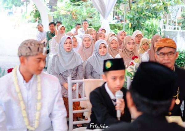 Viral Bocah Laki-laki Jadi Wali Nikah Kakaknya, Netizen Pertanyakan Usianya Viral Bocah Laki-laki Jadi Wali Nikah Kakaknya, Netizen Pertanyakan Usianya
