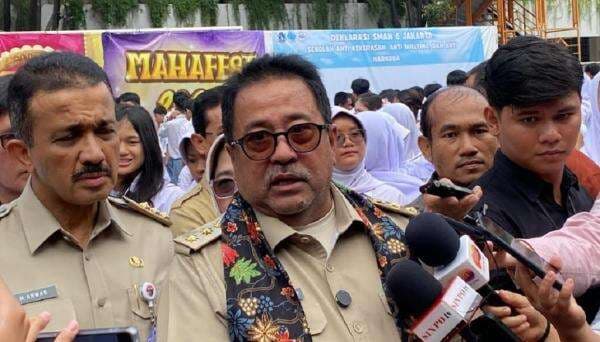 Jam Buka Taman di Jakarta Diperpanjang, Rano Karno Targetkan Buka 500.000 Lapangan Kerja Jam Buka Taman di Jakarta Diperpanjang, Rano Karno Targetkan Buka 500.000 Lapangan Kerja