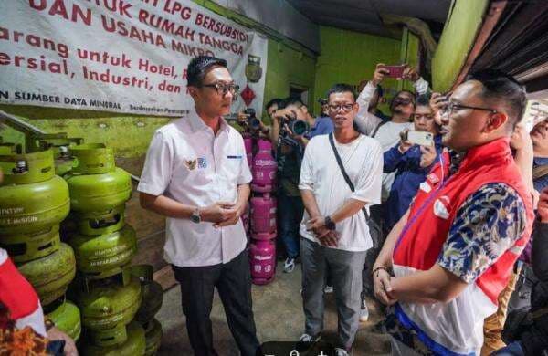 Jual di Atas HET Jelang Lebaran, Izin Pangkalan LPG 3 Kg Bakal Dicabut Jual di Atas HET Jelang Lebaran, Izin Pangkalan LPG 3 Kg Bakal Dicabut