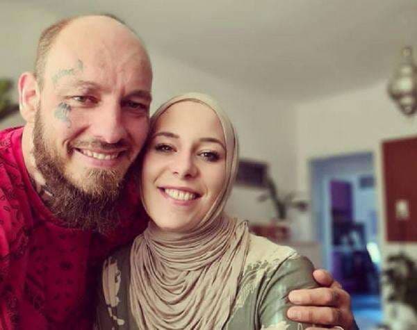 Kisah Atlet MMA Wilhelm Ott yang Pilih Nikah Ulang Secara Islam Usai Jadi Mualaf Kisah Atlet MMA Wilhelm Ott yang Pilih Nikah Ulang Secara Islam Usai Jadi Mualaf